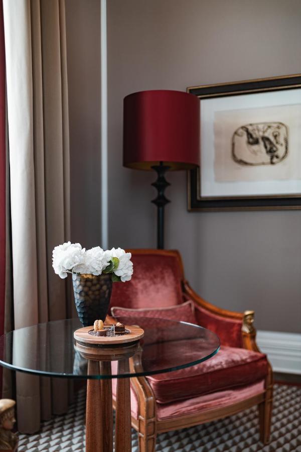Althoff Grandhotel Schloss Bensberg Bergisch Gladbach Exteriér fotografie A room at the hotel