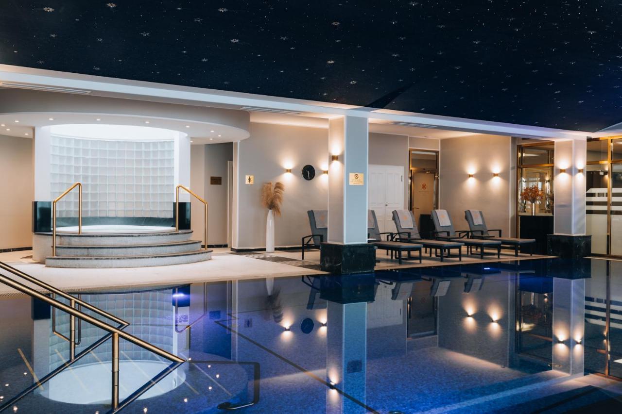 Althoff Grandhotel Schloss Bensberg Bergisch Gladbach Exteriér fotografie The spa at The Dorchester