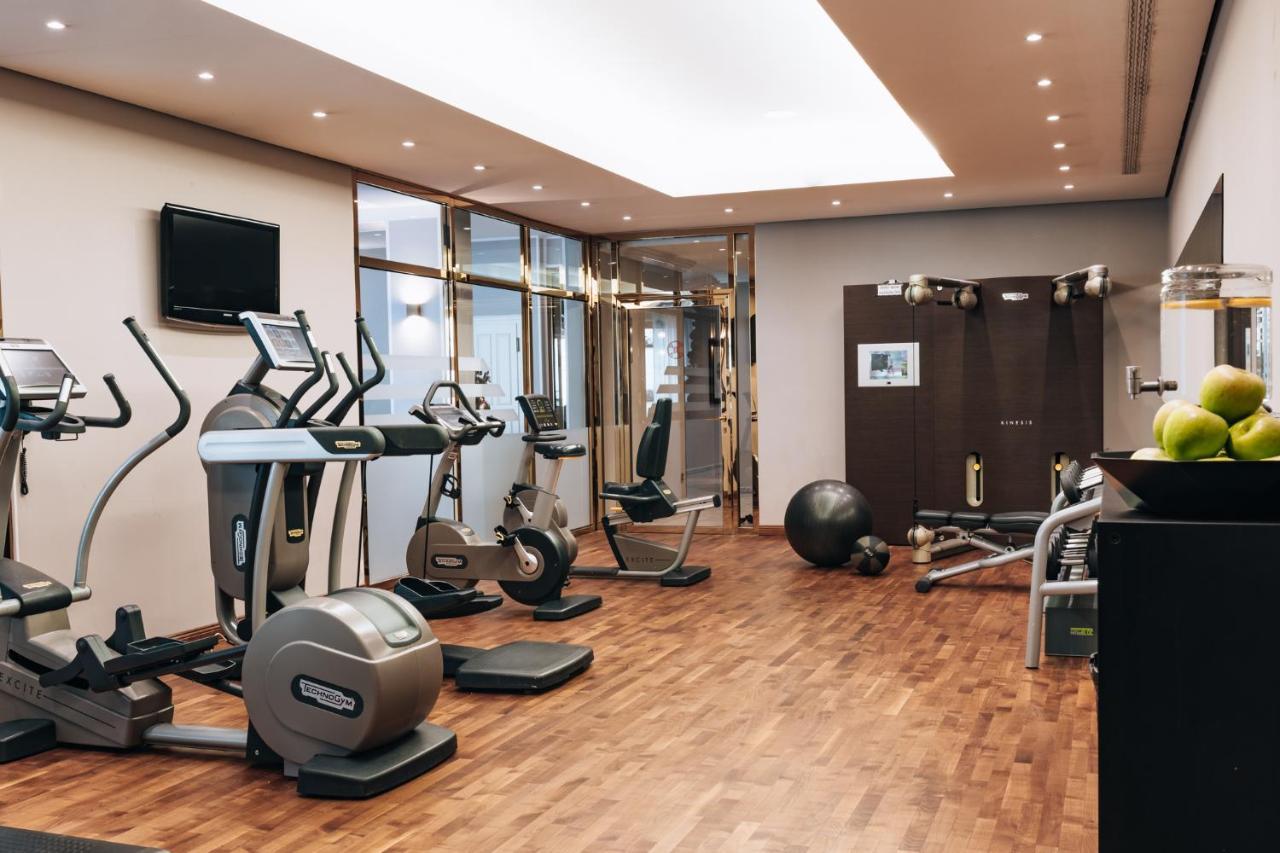 Althoff Grandhotel Schloss Bensberg Bergisch Gladbach Exteriér fotografie The gym at the hotel