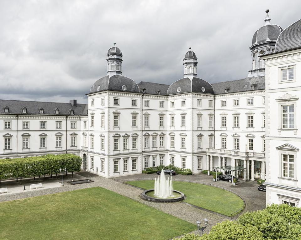 Althoff Grandhotel Schloss Bensberg Bergisch Gladbach Exteriér fotografie The former abbey of Kamp